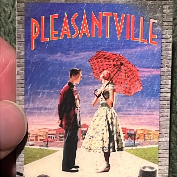 Pleaseantville (1998) - promotional movie button -Lenticular - Used, great shape - Picture 4 of 6